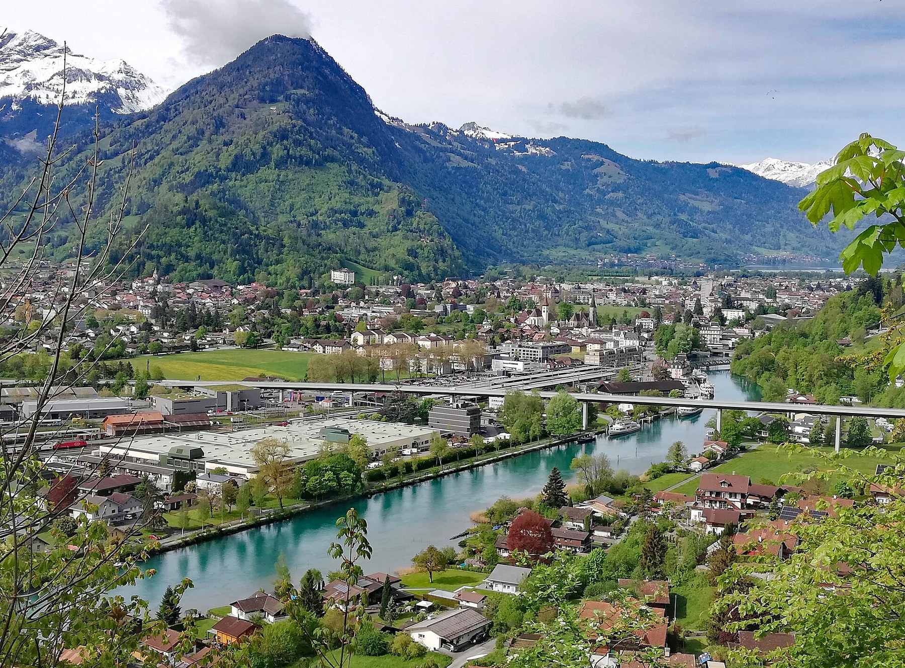 Zurich → Interlaken · Jungfrau Region
