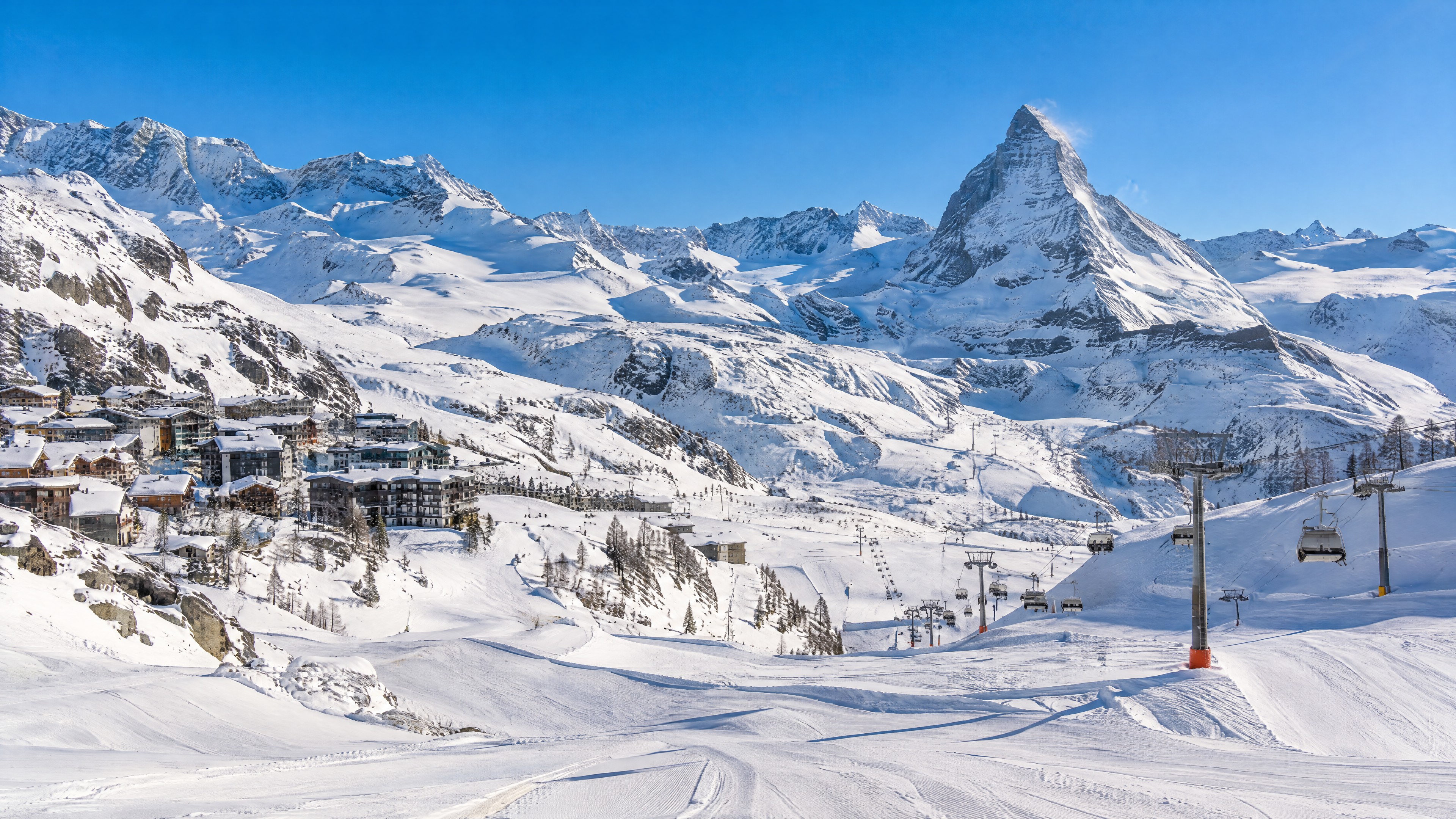 Winter in Breuil-Cervinia — Matterhorn und Verbindung nach Zermatt